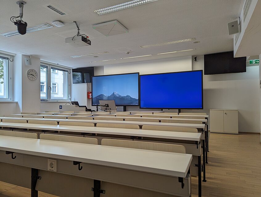 Picture of the lecture room HS 2
